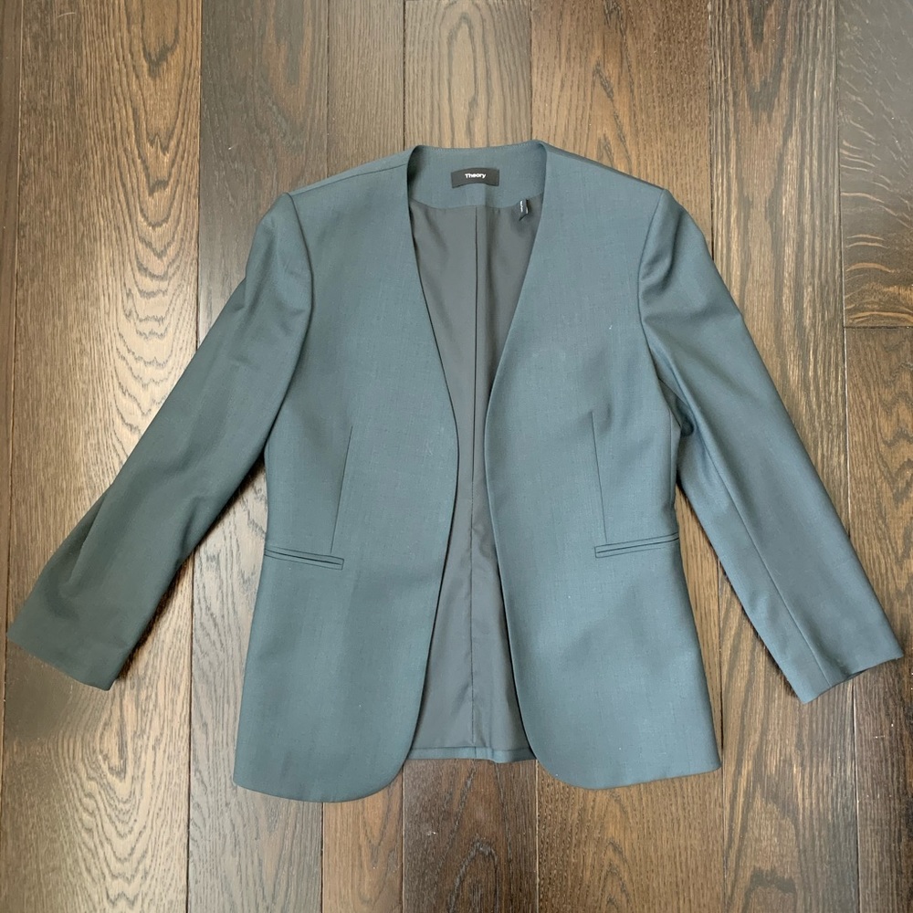 Theory Lindrayia Navy Blazer
